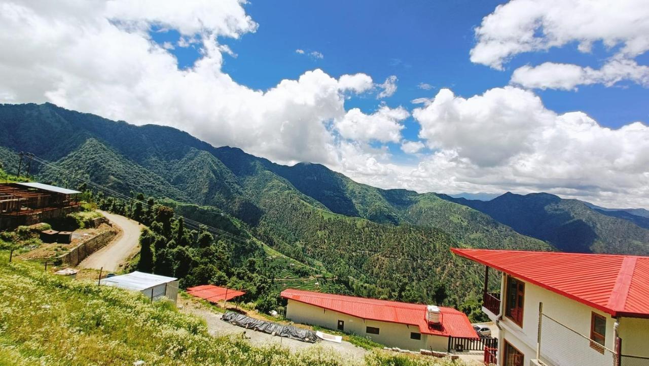 The Vintage Hill Village - Himalayan Boutique Resort คานาตัล ภายนอก รูปภาพ