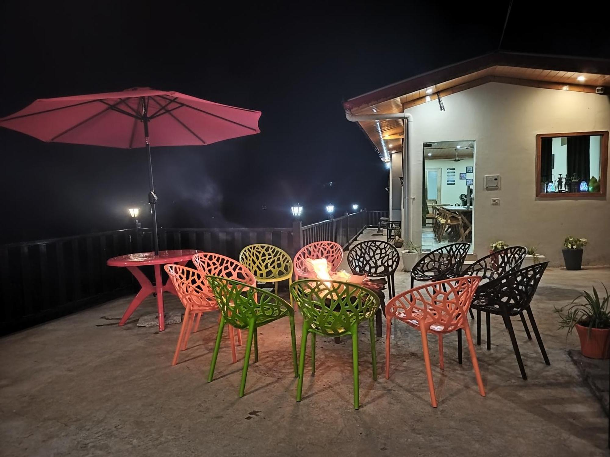 The Vintage Hill Village - Himalayan Boutique Resort คานาตัล ภายนอก รูปภาพ