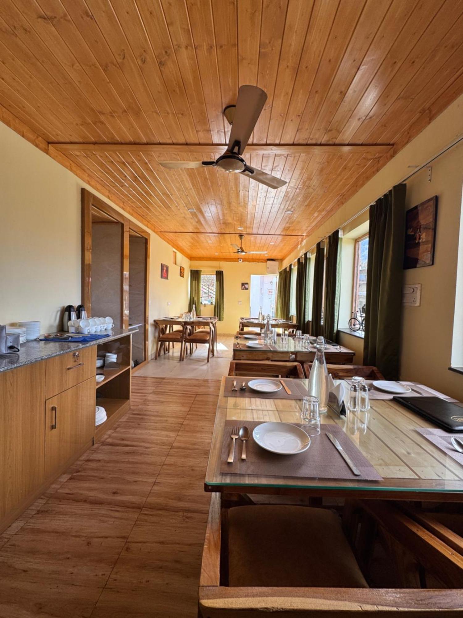 The Vintage Hill Village - Himalayan Boutique Resort คานาตัล ภายนอก รูปภาพ