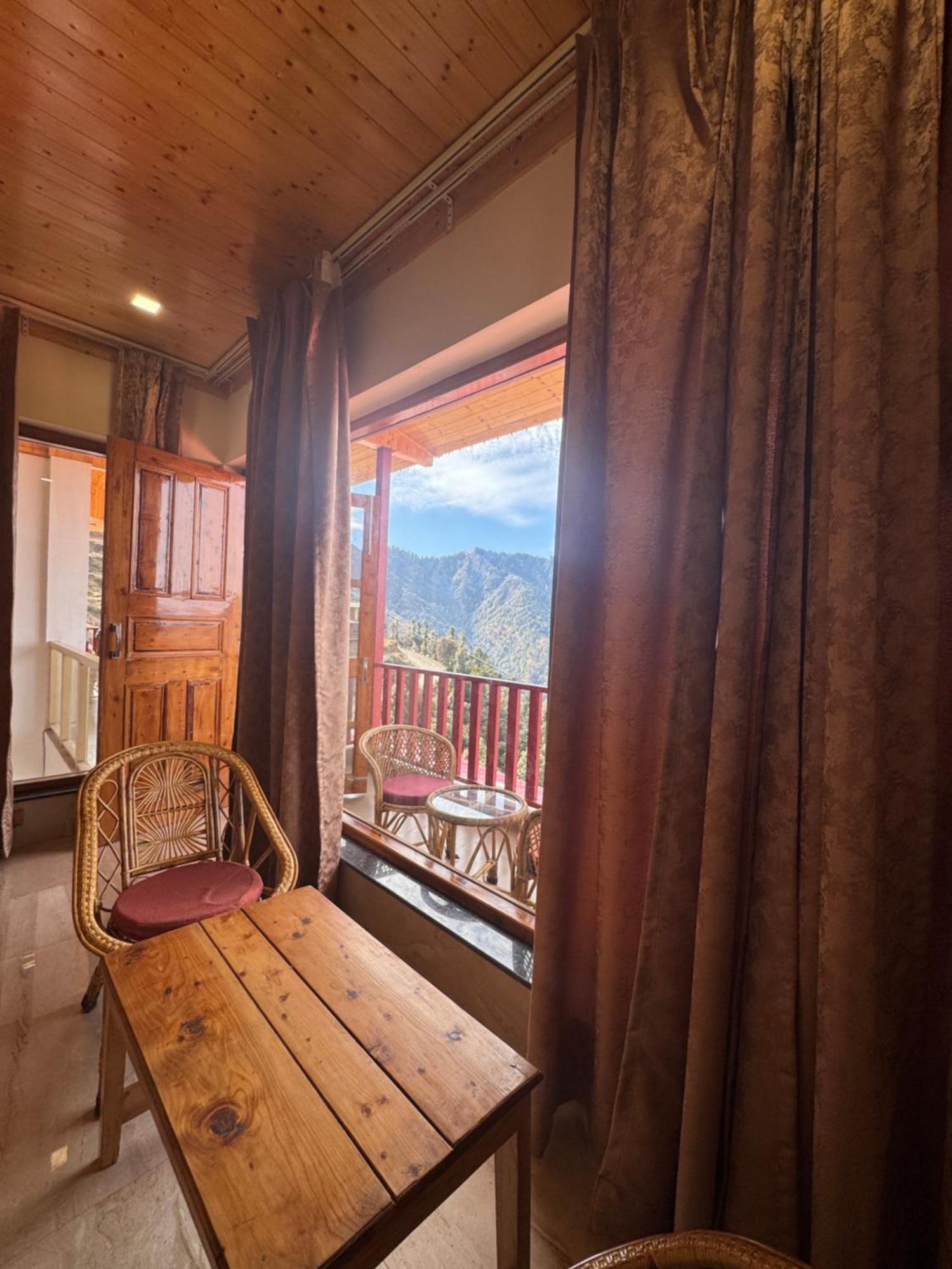 The Vintage Hill Village - Himalayan Boutique Resort คานาตัล ภายนอก รูปภาพ