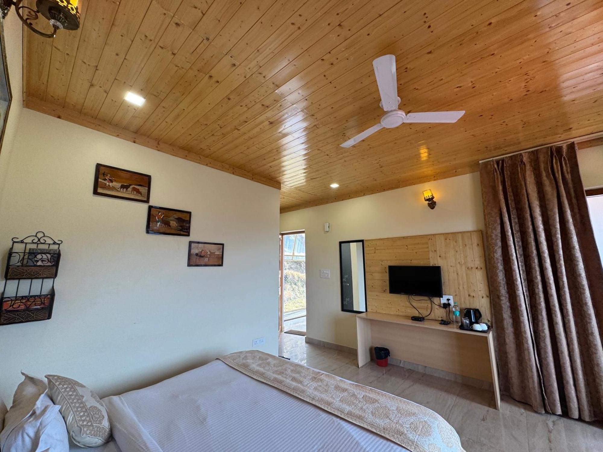 The Vintage Hill Village - Himalayan Boutique Resort คานาตัล ภายนอก รูปภาพ