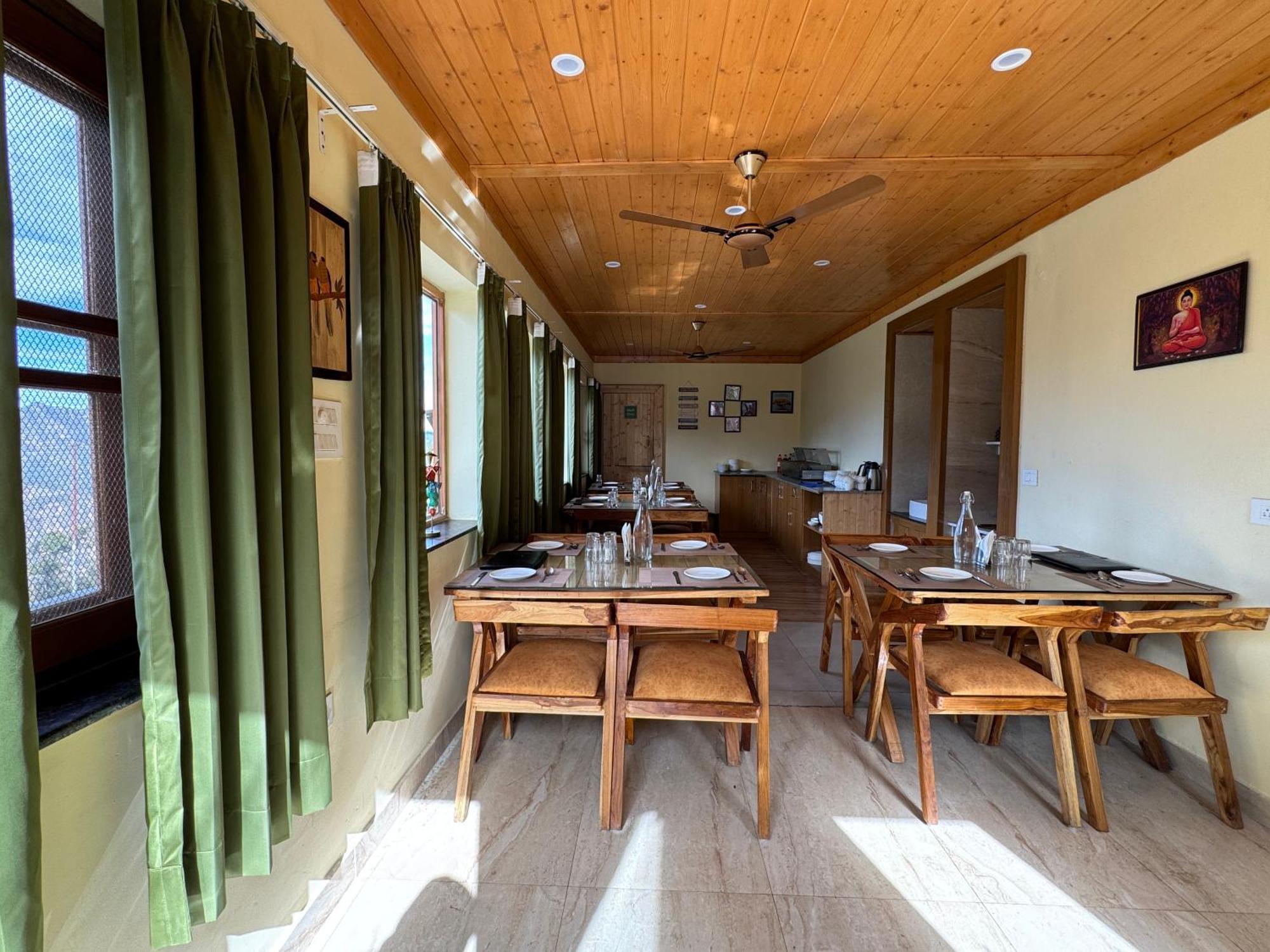 The Vintage Hill Village - Himalayan Boutique Resort คานาตัล ภายนอก รูปภาพ