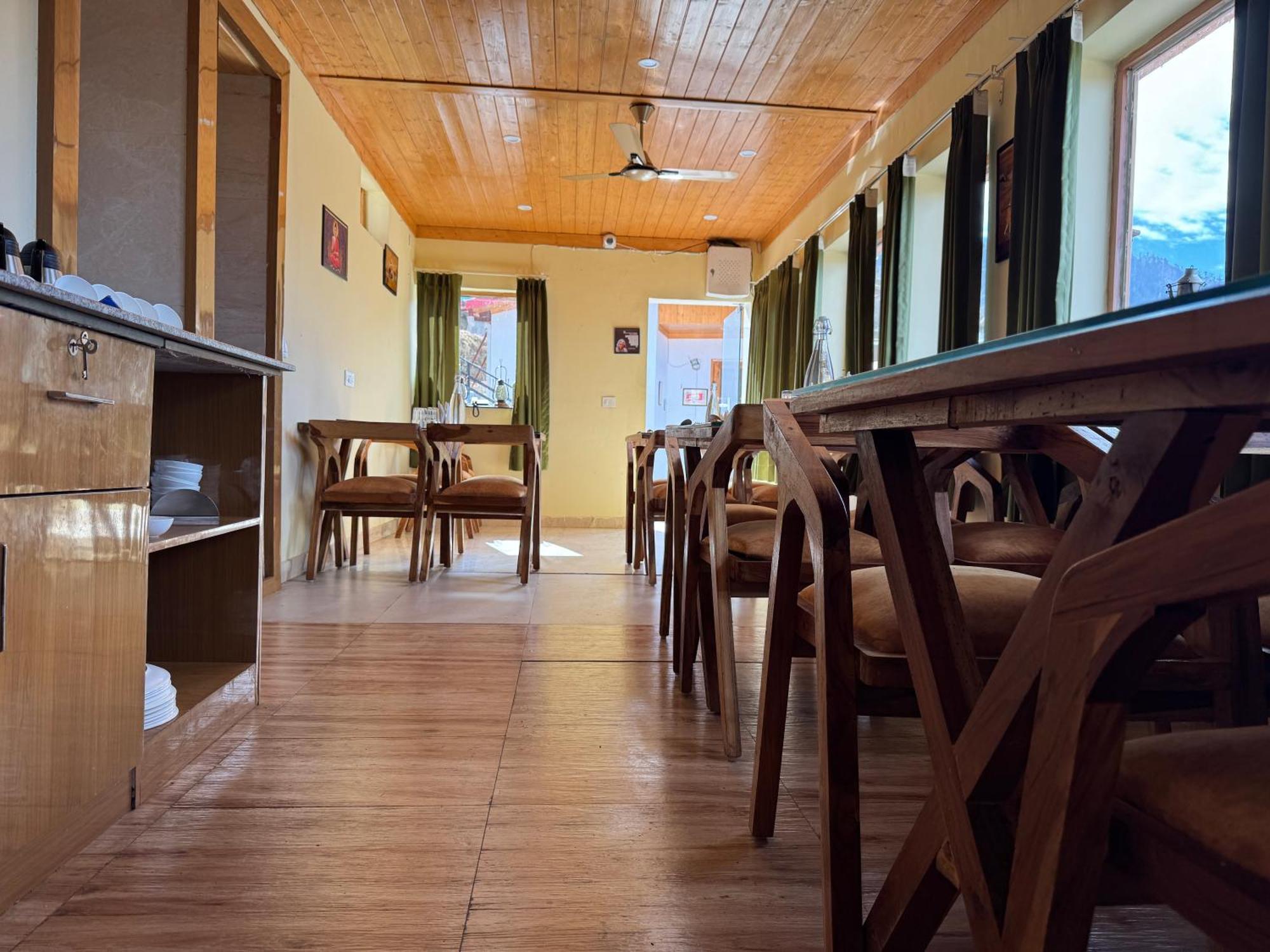 The Vintage Hill Village - Himalayan Boutique Resort คานาตัล ภายนอก รูปภาพ